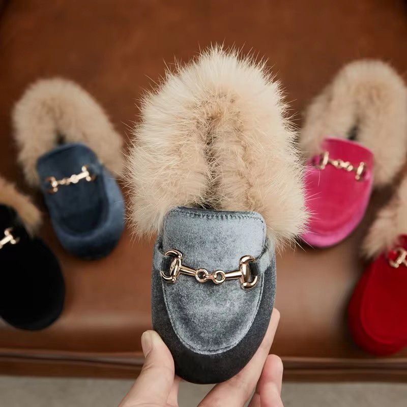冬の子供の毛皮のプリンセスシューズ女の赤ちゃんベルベットブラ - Baby Product Brand のレビューと価格